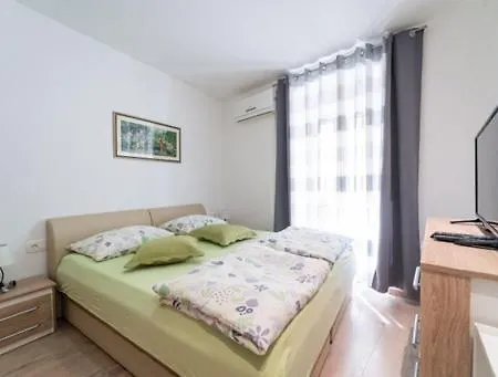 Charming In Old Town Apartment Split