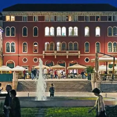 Charming In Old Town Apartamento *