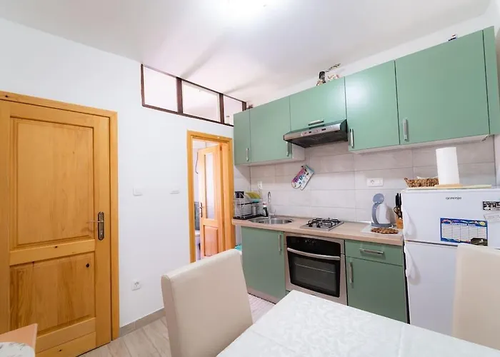 Charming In Old Town Apartament