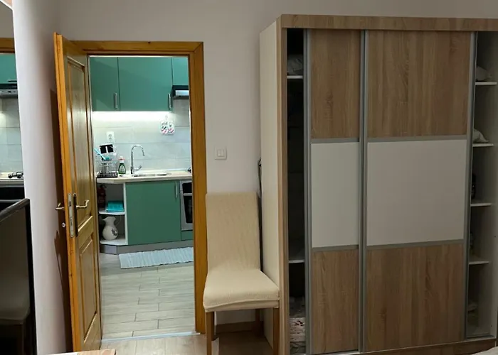 Charming In Old Town شقة سبليت